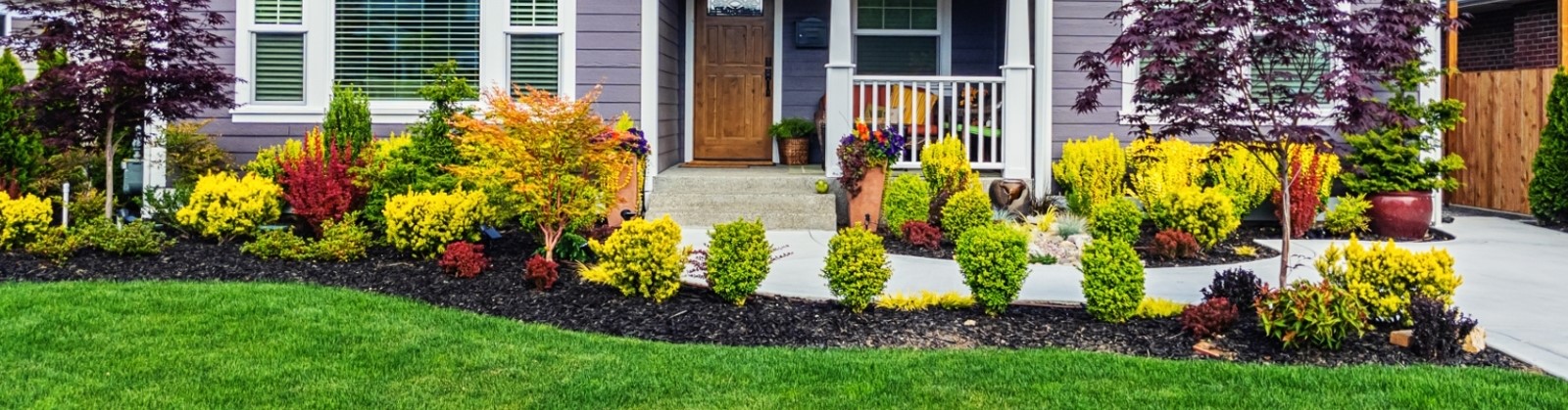 slideshow image of landscaping